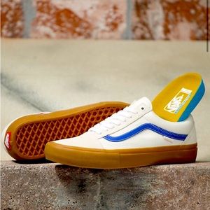 ⭐️RARE⭐️ VANS OLD SKOOL PRO MARSHMALLOW BLUE GUM